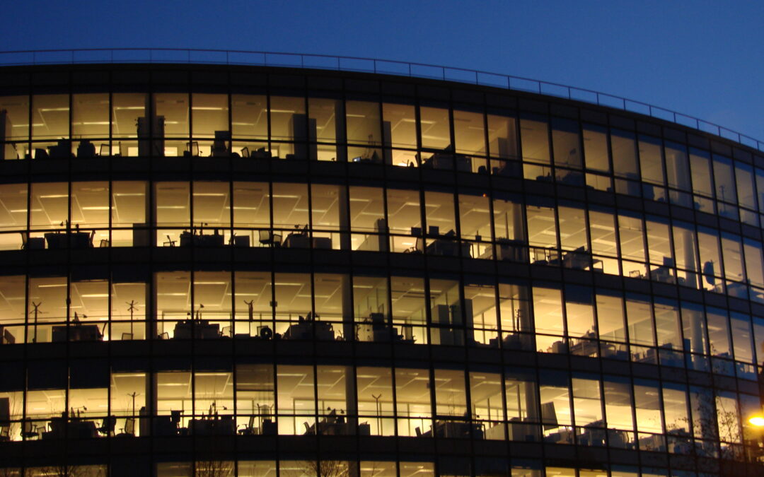 Smart Lighting au bureau ? Devenez une lumière sur le sujet !