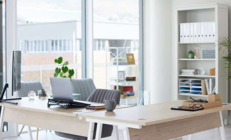 aménager son bureau au travail